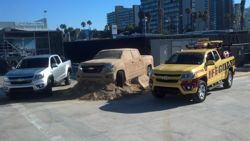 Illustration for article titled Watch These Guys Make A Perfect, Life-Sized Chevy Colorado Out Of Sand